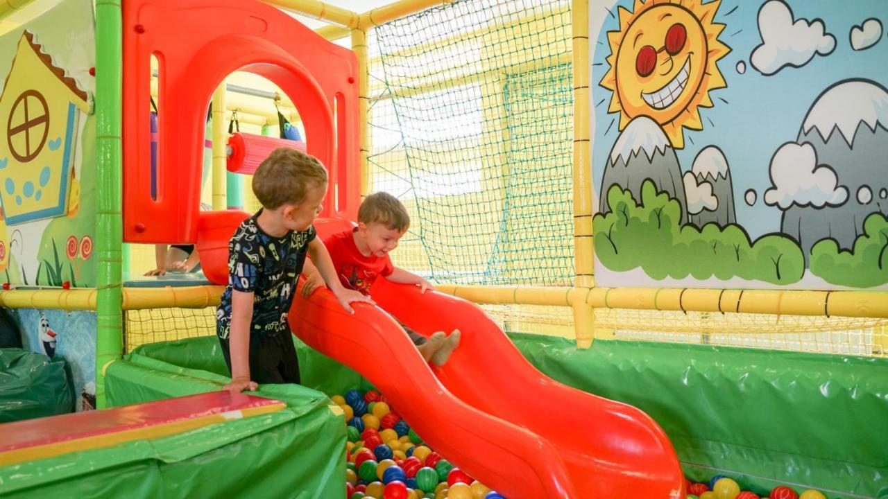 Family Resort Lucivna Високе-Татри Экстерьер фото